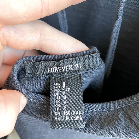 Forever 21 Simple Dark Grey Dress - Picture 4 of 5